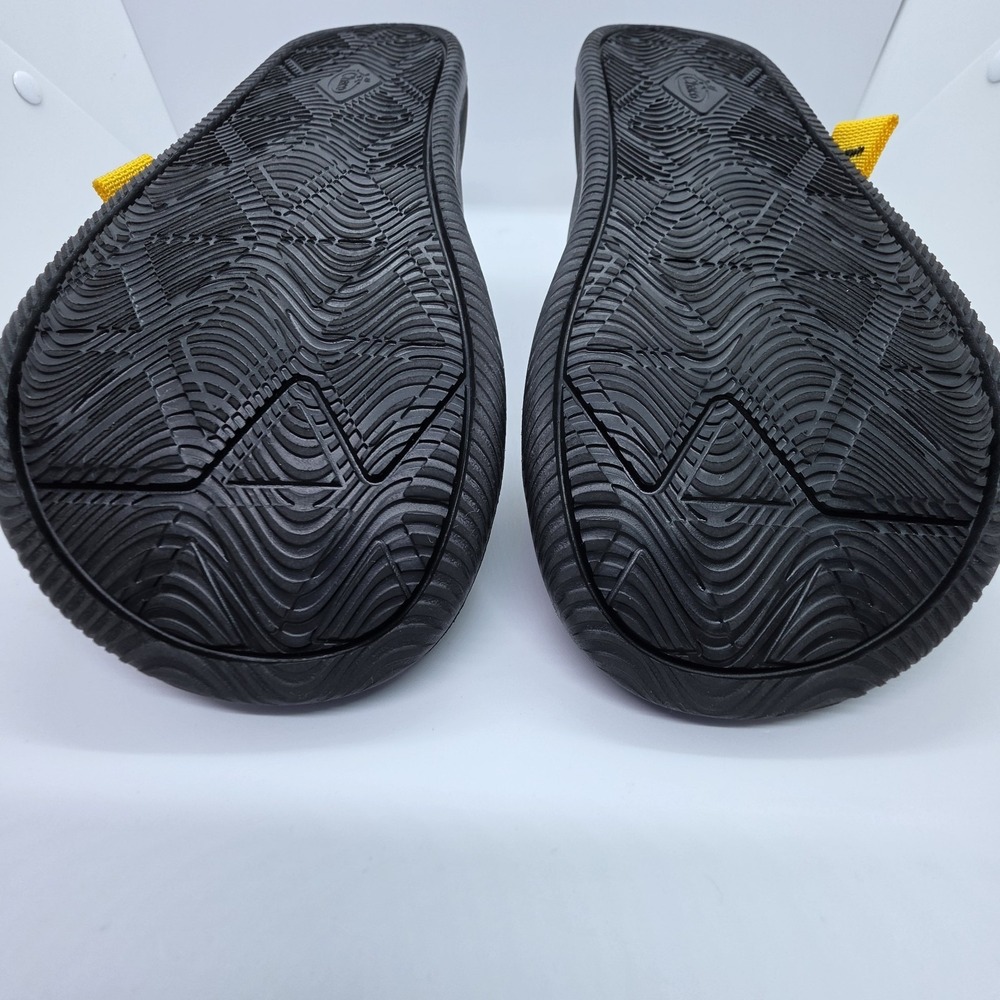 Chaco Slide Sandals Women's 9 Black Yellow Sunflower Floral Buckle Straps - Picture 7 of 11